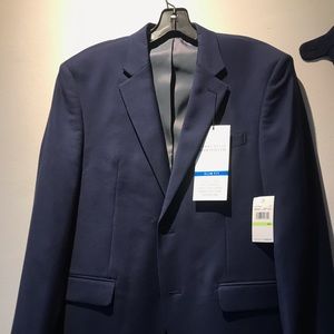 Perry Ellis Men’s Blue Suit Slim Fit Size 38s